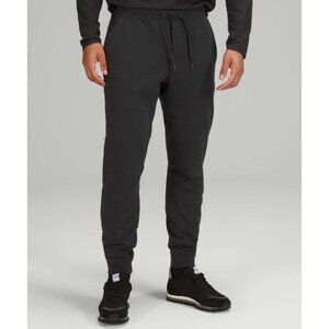 City Sweat Jogger Shorter - Black